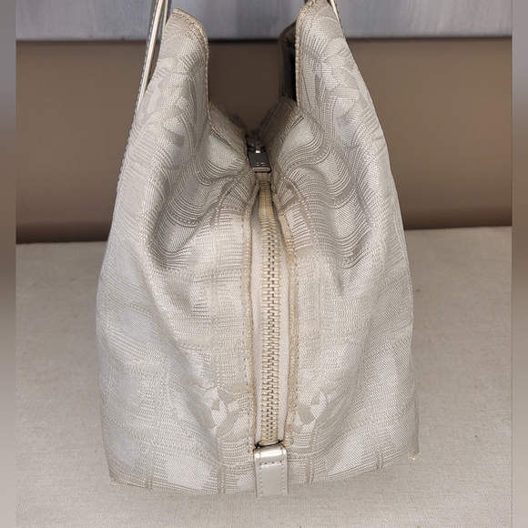 Chanel Metallic Gray Line Handbag With Certificate Of Authenticity - Picture 11 of 16